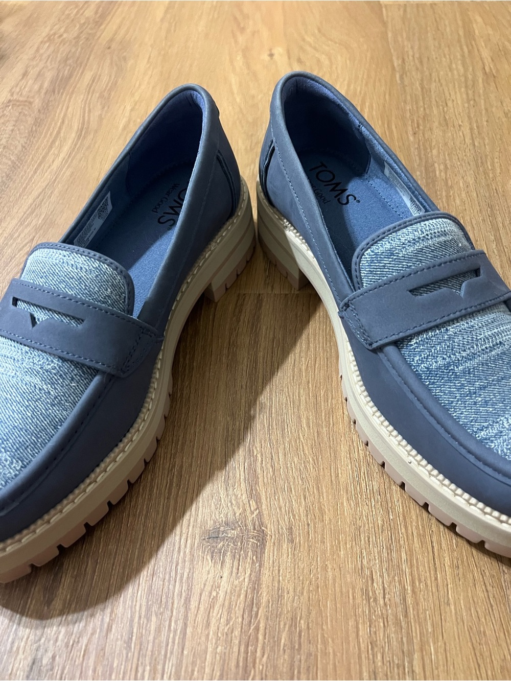 TOMS Navy Platform Loafer - Picture 7 of 8